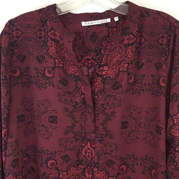Violet & Claire Burgundy and Black Floral Print Top Size Medium - Picture 2 of 9
